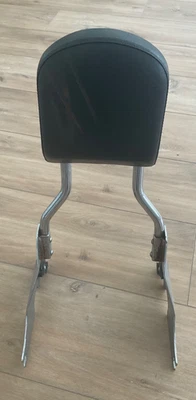 Detachable Sissy Bar, Passenger Backrest Dyna? Harley Davidson ?  Chrome Used — 第 1/4 张图片