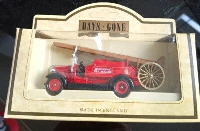Days Gone 1934 Dennis Fire Engine Diecast Vehicle - Image 1 of 4