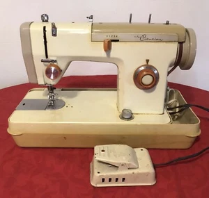 Máquina de coser de alta resistencia de precisión Wizard Citation de colección con pedal ¡FUNCIONA! - Imagen 1 de 12