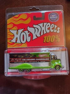 Hot Wheels 100% Convention Series " 38 Ford C.O.E." - Picture 1 of 4