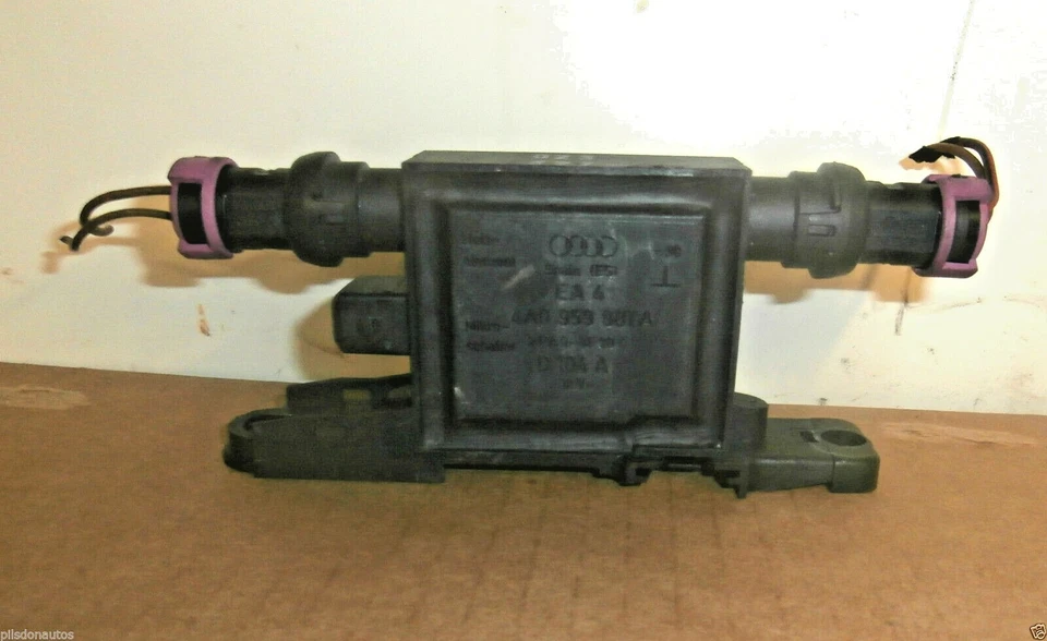 AUDI A3 A4 SEAT SKODA VW VOLKSWAGEN CIERRE CENTRALIZADO MÓDULO ECU 4A0959981A  Foto 1 de 1