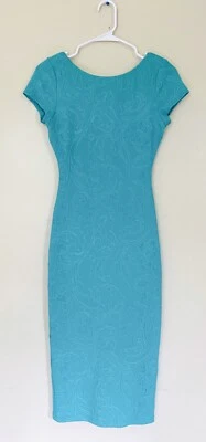 Va Va Voom dress, size S, original price $59.9, discount 50% = $29.9 now - Image 1 of 3