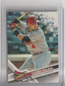 2017 Topps Holiday Wal-Mart Exclusive Metallic Snowflake Yadier Molina #HMW131 - Picture 1 of 1