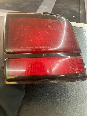 Luz trasera derecha pasajero Chevy Chevrolet Cavalier 1991-1994 2 puertas OEM Foto 1 de 4