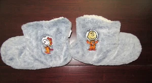 Peanuts 1-Size fits most Sherpa High Top Slipper Snoopy Charlie Brown Astronaut - Picture 1 of 7