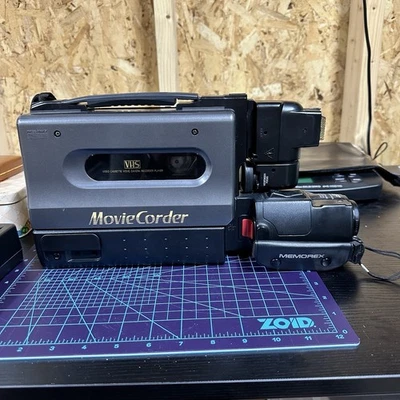 Grabadora de video VHS Memorex modelo 127 no funcional para reparación de piezas Foto 1 de 4
