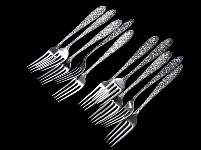 ❤️ CONJUNTO DE HORQUILLA SOUTHERN ROSE MANCHESTER STERLING 7”-5pC Repousse Foto 1 de 4