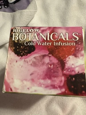 Bigelow Botanicals Infusión Agua Fría Té Mora Frambuesa Hibisco 18 CT Foto 1 de 4