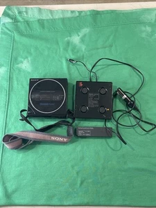 Sony D-T3 Discman Portable CD Player w/ Power MOUNT PLATE CPM-100P - Picture 1 of 21