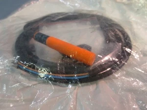 New Efector IF5865 Proximity Switch Threaded Barrel 36VDC - Picture 1 of 3