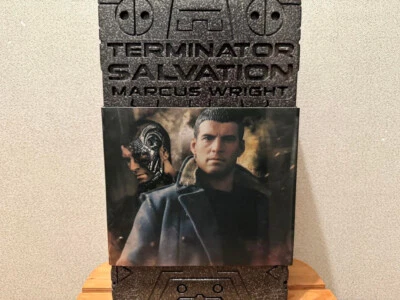 Boneco Hot Toys MMS100 Terminator Salvation Marcus Wright Sam Worthington USADO - Imagem 1 de 4