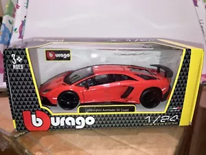 Lamborghini Aventador sv coupè Scala 1:24 Modellino Auto Metallo Bburago - Imagen 1 de 5