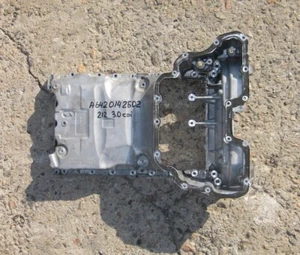 Mercedes-Benz A6420142602 Upper part of the oil pan - crankcase E-Class W212... - Foto 1 di 3