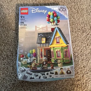 LEGO Disney: "Up" House (43217) Brand New Sealed. BOX DMG - Picture 1 of 7