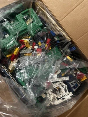 Vintage Legos 29 Pounds Lot Various Blocks Pieces Star Wars Knights Castle Base - Image 1 of 4