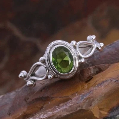 美丽天然橄榄石戒指 925 纯银手工戒指 所有尺寸 R351 — 第 1/3 张图片