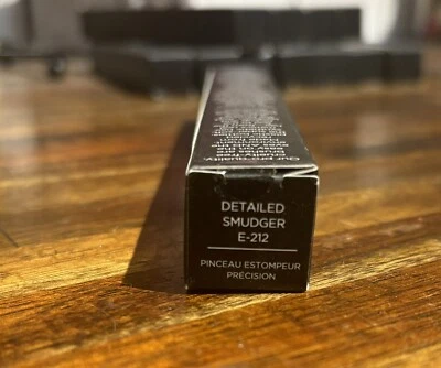 Difuminadora detallada Urban Decay UD PRO E-212 Foto 1 de 4