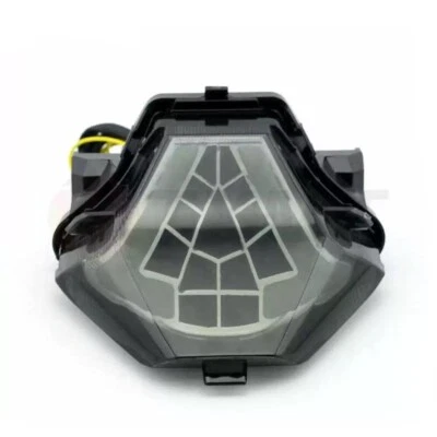 Luz de freno trasera LED de humo para Yamaha MT-25 MT-03 2015-2023 MT-07 FZ07 2014-2017 Foto 1 de 4