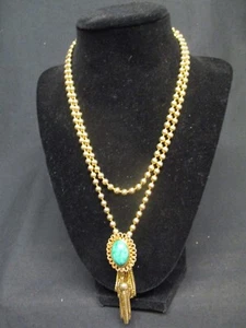 VINTAGE AVON GREEN MOONSTONE 18" NECKLACE W/ ADJUSTABLE PENDANT - Picture 1 of 7
