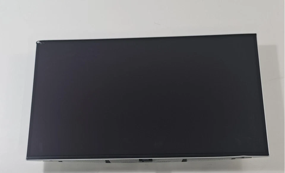 SAMSUNG 27 Odyssey QD-OLED G6 (G60SD) Series Gaming Monitor *READ* - Image 1 of 4