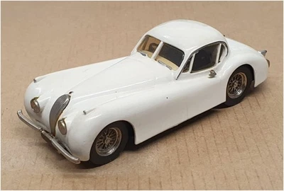 Western Models 1/43 Scale WSM3 - 1951 Jaguar XK120 - White - Image 1 of 4