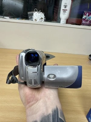 Dvd Camcorder Canon DC210 DVD Camcorder No Charger - Image 1 of 4
