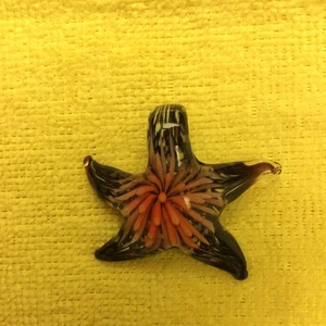 Glass Pink/Red Star Pendant Part - Picture 1 of 4