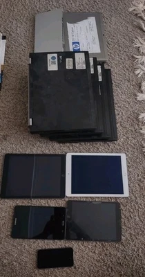 Lot of 4 Dell Latitude E6400 Laptop - 3 Apple Tablets And More Parts (READ) - Image 1 of 4