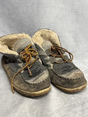 Botas Mocasín Minnetonka Mujer Talla 7 Gris Marrón Piel Sintética Forradas Con Cordones 40144 Foto 1 de 4