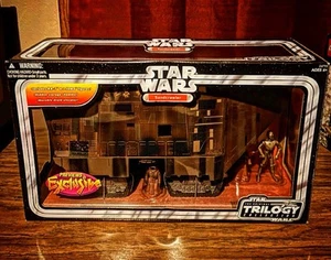 Star Wars Original TRILOGY COLLECTION Sandcrawler Playset New 2004 Sealed Mint - Picture 1 of 2