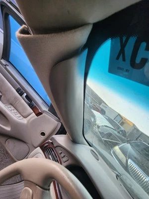 Cadillac Sevilla 1999 2000 2001 2002 2003 2004 izquierda derecha pilares Foto 1 de 2