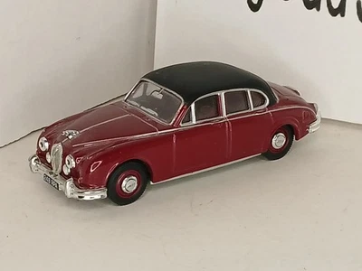 Corgi 1/43 scale Diecast - 01803 Jaguar Mk2 2.4 Inspector Morse maroon no box - Image 1 of 4