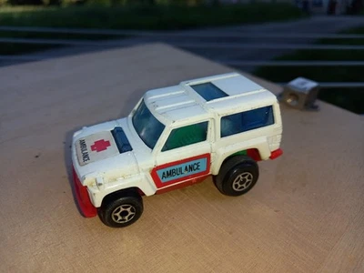 Majorette Motors - Ambulance  - Photo 1/4
