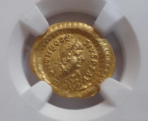 High quality NGC AU 4/5- 3/5 Theodosius II, AD 402-450 AV Tremissis. - Picture 1 of 7