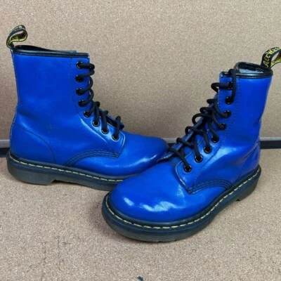 Bota Feminina Dr Martens 1460 em Couro Patente Azul Royal Tamanho 5 / UE 36 - Imagem 1 de 4