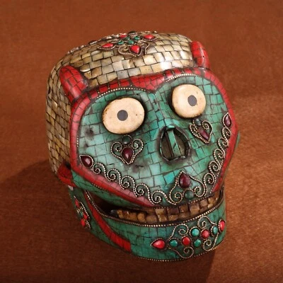 西藏青铜镶嵌银绿松石红色珊瑚头骨头骨头骨收藏品 — 第 1/4 张图片