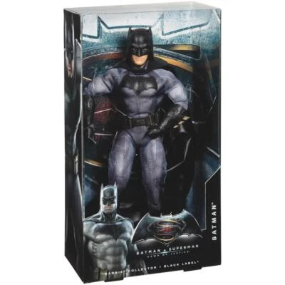 Barbie Collector Batman v Superman Dawn of Justice - Batman, Black Label Foto 1 de 4