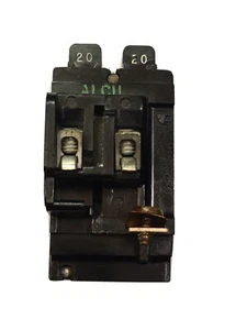 Bulldog Duplex Twin Tandem P2020, 20 Amp, 120 Volt, 2x 1 Pole Pushmatic - Picture 1 of 9