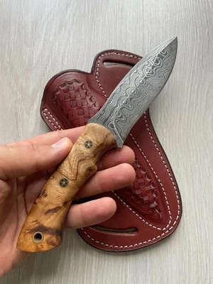 Damascus steel blade Fixed Blade Hunting Knife, Scout Carry Tracker Knife For Ca - Image 1 of 4