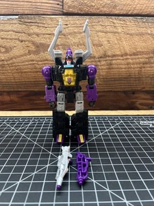 Transformers Legacy Evolution Insecticon Shrapnel Deluxe Loose Figure Complete - Picture 1 of 5