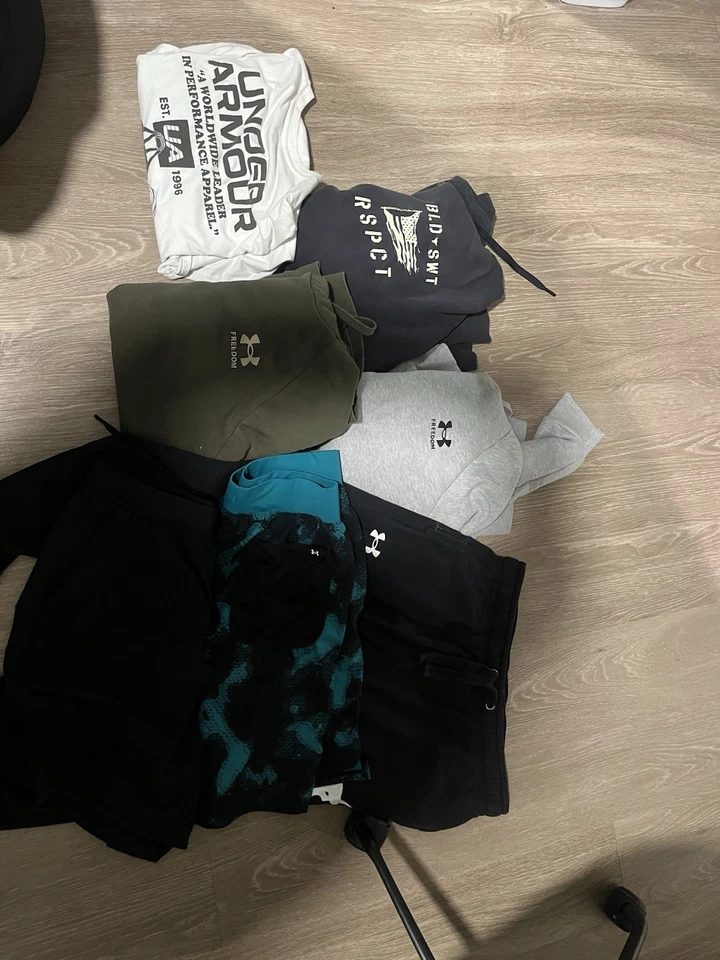Under Armour Clothes Lot Men’s M - Image 1 of 4