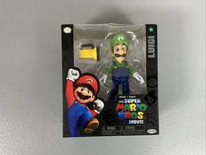 THE SUPER MARIO BROS MOVIE - 5 Inch Action Figure Luigi Figure with Flashlight - Picture 1 of 6