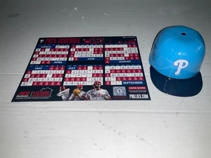 2025 PHILLIES CALENDARIO IMÁN Y HELADO SOMBRERO CASCO TAZA BEBÉ AZUL/BLANCO "P" SGA - Imagen 1 de 2