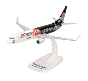 Herpa Snap Wings 1:200 Boeing 737-800 Sun Express Eintracht Frankfurt 614481 - Bild 1 von 1
