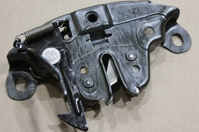 Bloqueo de cierre de capó Mitsubishi Eclipse Chrysler Sebring MR287311 OEM de fábrica Foto 1 de 4