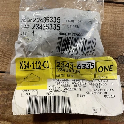 Acdelco 23436335 Door Power Window Switch - Image 1 of 4