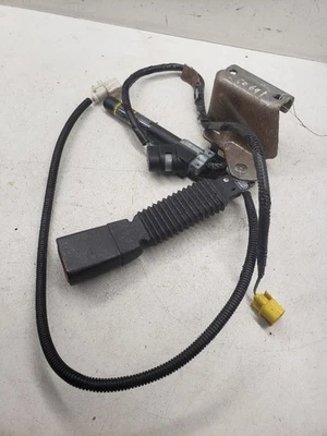 Seat Belt Front 4 Door Passenger Buckle Fits 02-05 EXPLORER 1423415 - Image 1 of 4