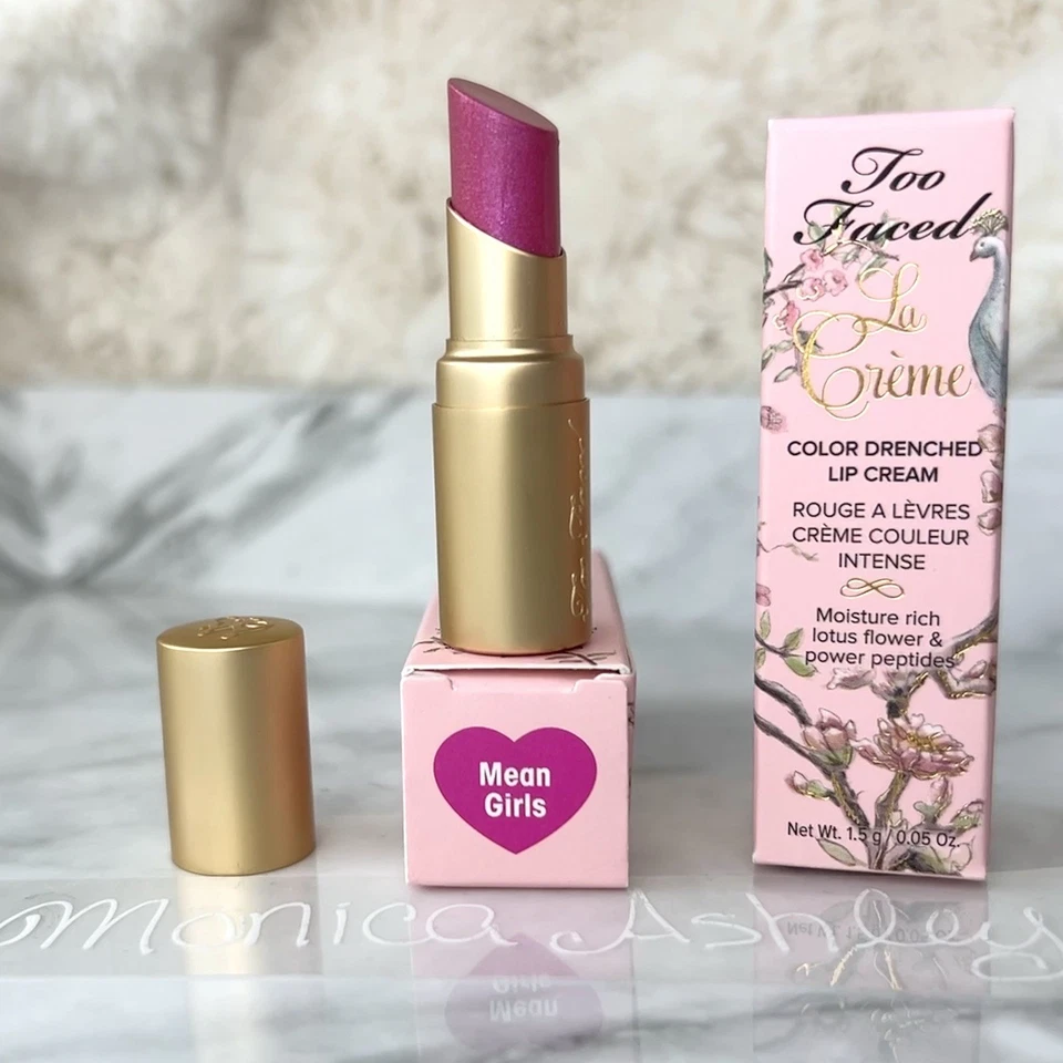 Mini batom Too Faced MEAN GIRLS rosa La Crème cor creme encharcado 0,05 oz novo na caixa - Imagem 1 de 4