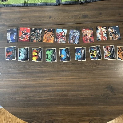 Juego de 9 cartas troqueladas 2010 Rittenhouse 70 años de Marvel como nuevo y Cap America Foto 1 de 4