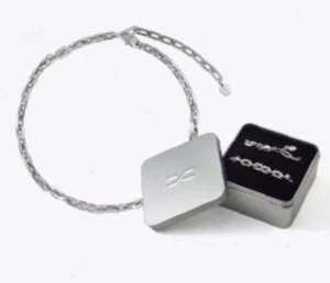 ENHYPEN JAKE CONNECT NECKLACE photocard Artist-Made Collection by ENHYPEN - Picture 1 of 1